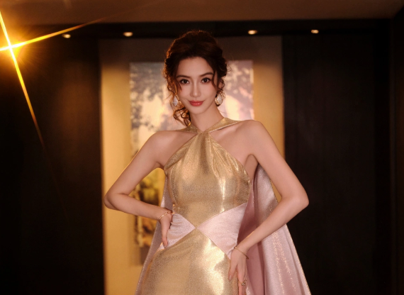 Angelababy tái xuất thảm đỏ sau hai năm bị 'phong sát'
