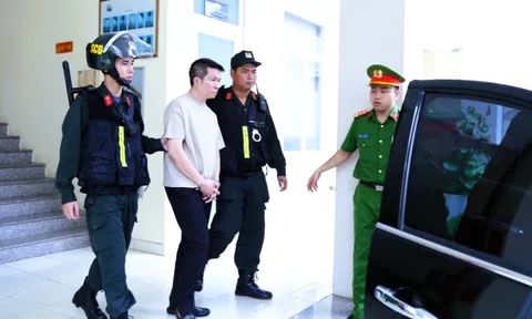 Bắt tạm giam ông Nguyễn Quốc Vũ