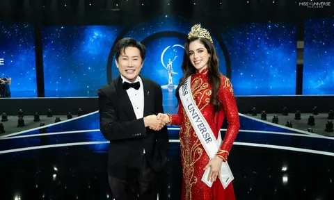 Ông Nawat kiện tân Hoa hậu Hoàn vũ Fatima Bosch