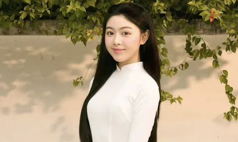 Ngẩn ngơ trước nhan sắc của con gái Quyền Linh