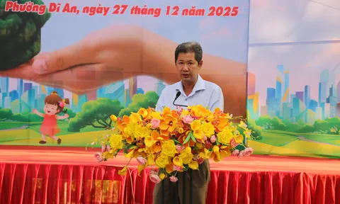 TP.HCM: Phường Dĩ An đổi rác nguy hại lấy quà, người dân hưởng ứng phân loại rác tại nguồn