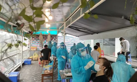 TP.HCM khẩn tìm người từng đến 5 địa điểm ở quận 11 và Tân Bình