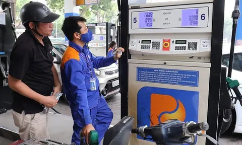 Giá xăng lên mức cao nhất 1,5 năm qua kể từ 15h chiều nay 26/6