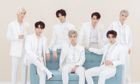 For7 tung loạt ảnh ở nhà vẫn điển trai khiến fans 'xiêu lòng'