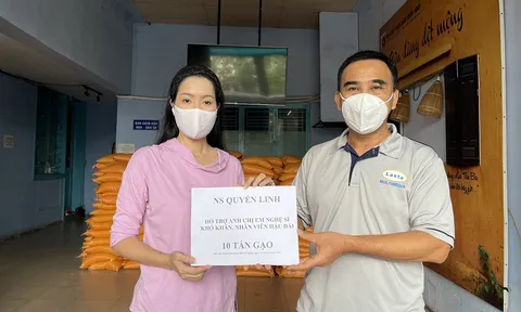 MC Quyền Linh quyên góp 10 tấn gạo cho Trịnh Kim Chi giúp nghệ sĩ gặp khó khăn