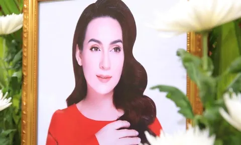 Hoãn tổ chức lễ tưởng niệm ca sĩ Phi Nhung
