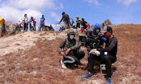 'Rừng thế mạng' – Hành trình sinh tồn của những người trẻ đam mê điện ảnh